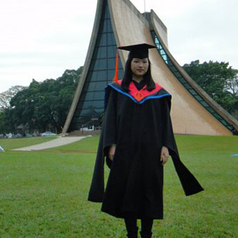 碩士服( 7 張相片 )